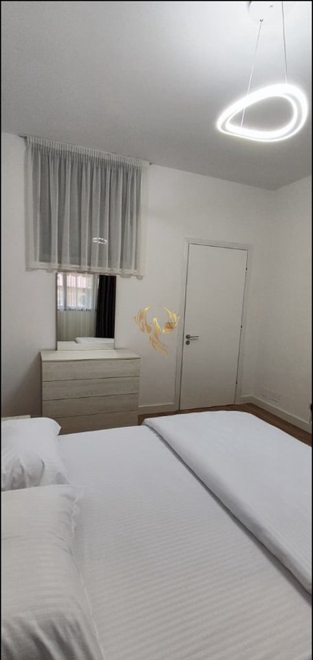 Jepet me qira Apartament 1+1 tek Rruga e Kavajes