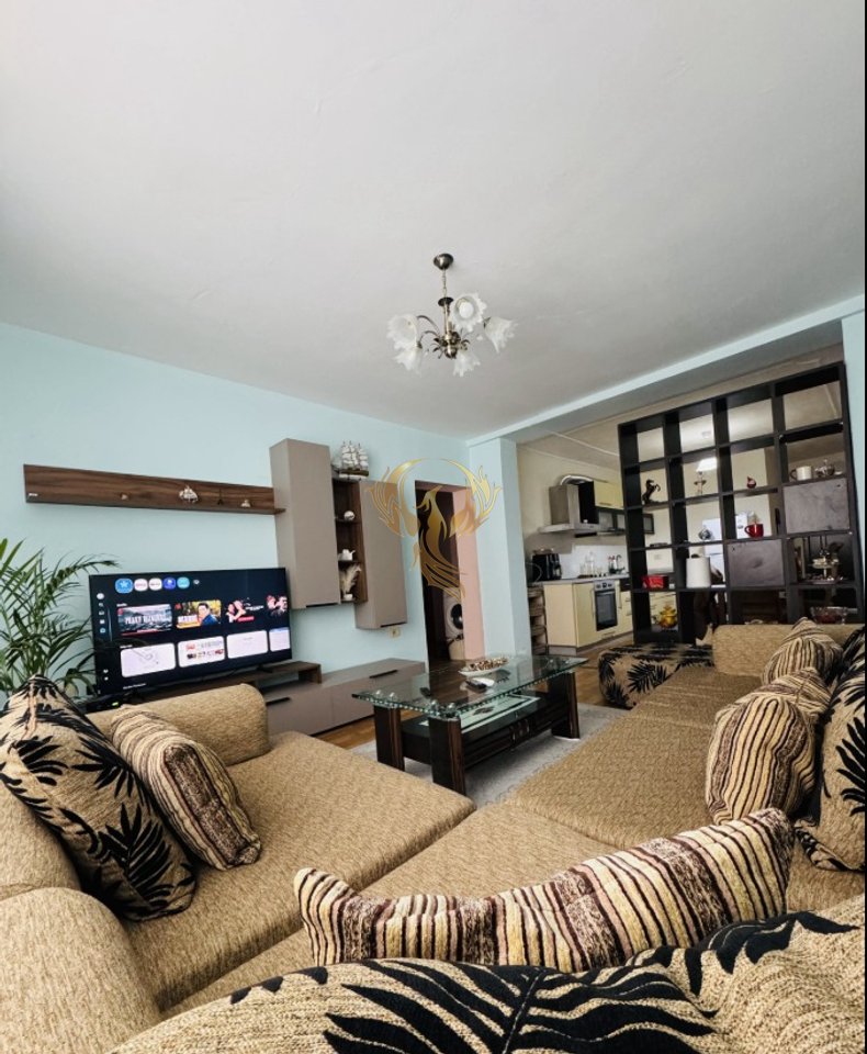 Jepet me qira Apartament 1+1 Ne Qender