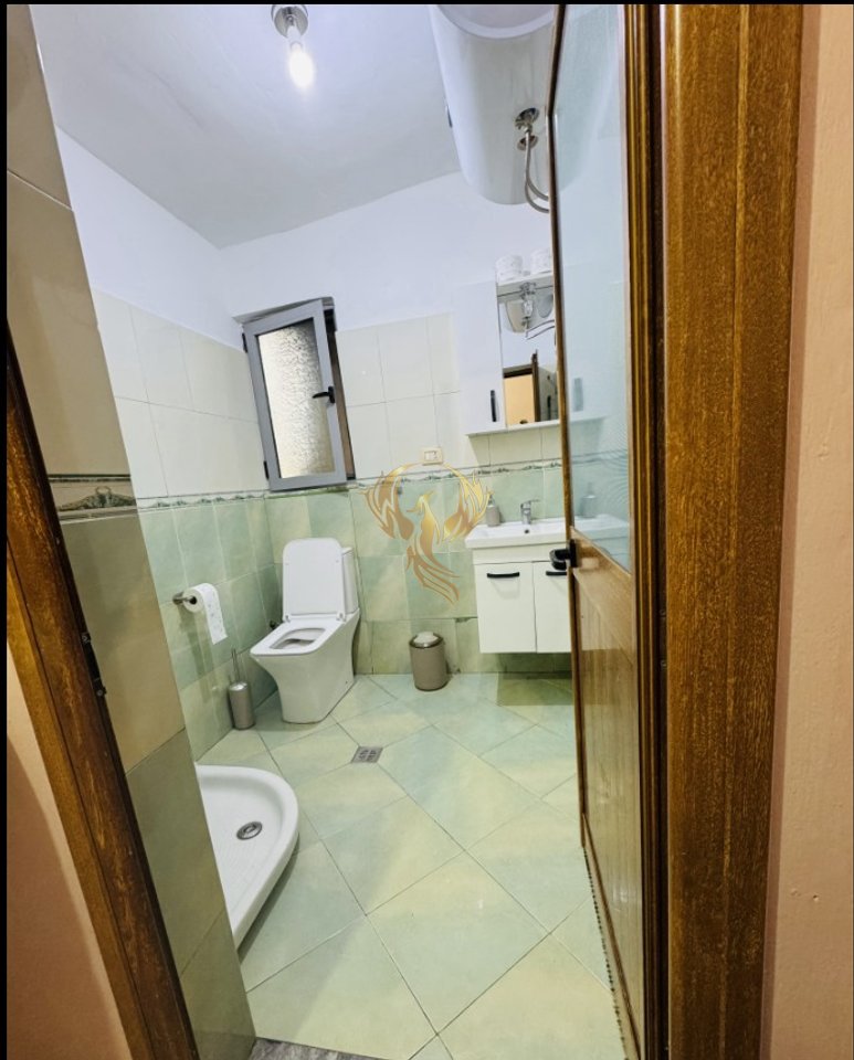 Jepet me qira Apartament 1+1 Ne Qender