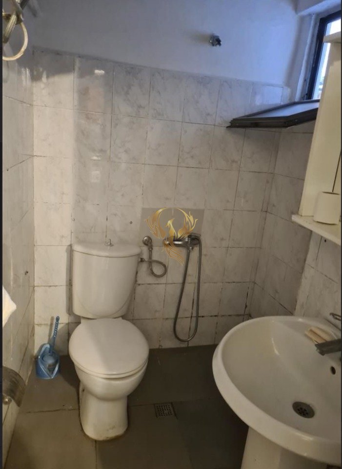 Studio apartment for rent on Zogu i Pare Boulevard