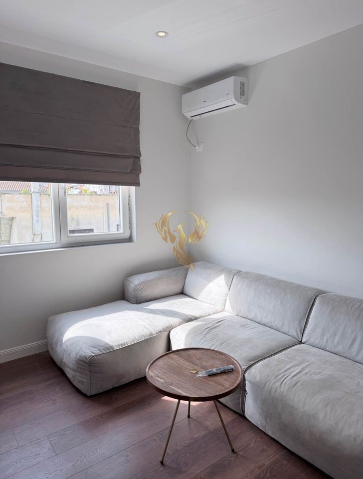 Affittasi ingresso 1+1, in 5 Maj.