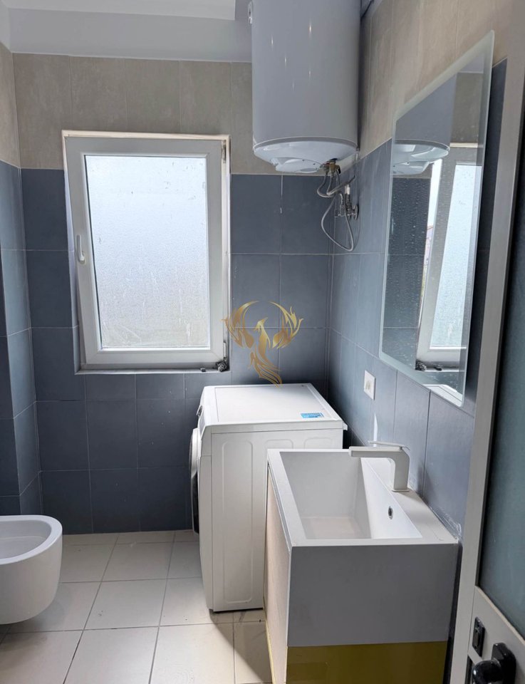 Affittasi ingresso 1+1, in 5 Maj.