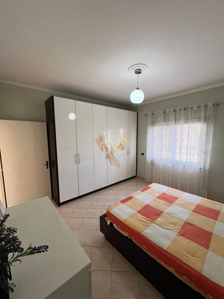 Jepet me qera Hyrje 2+1 te Misto Mame