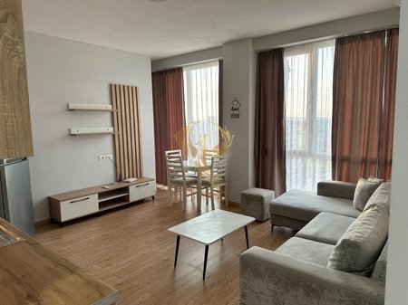 Jepet me qira Apartament 1+1 te Rr. Riza Cerova