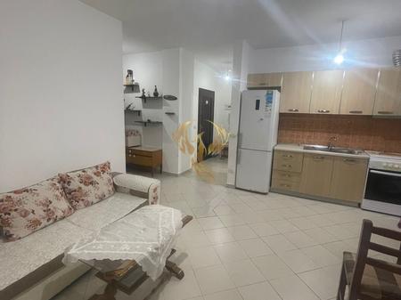 Jepet me qira Apartament 1+1 ne Fresk