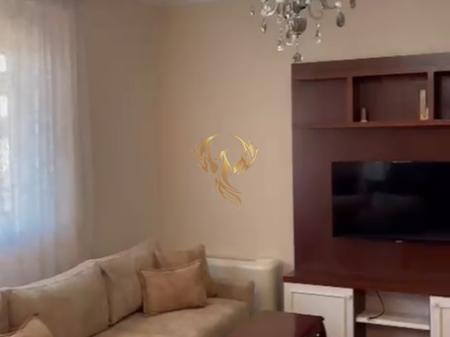 Jepet me qira Apartament 2+1+2+bllk ne Qender