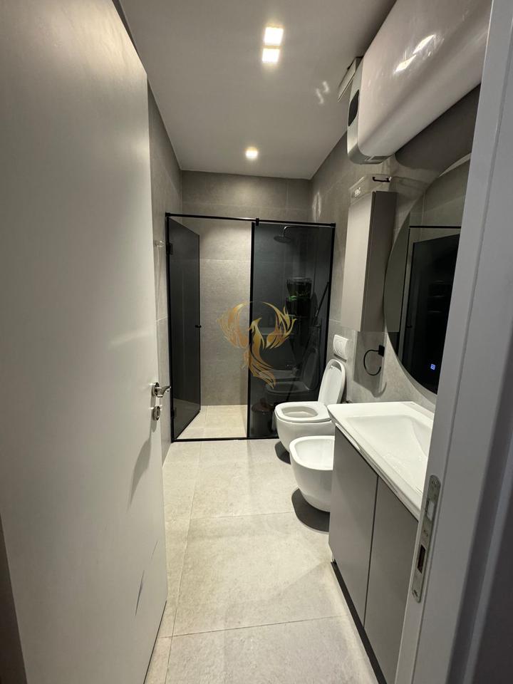 Jepet me qera apartament 2+1+2 tek Shkolla e Bashkuar, Rruga e Dibrës