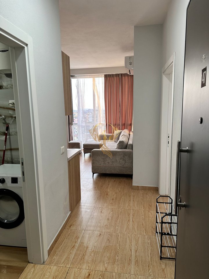 Jepet me qira Apartament 1+1 te Rr. Riza Cerova