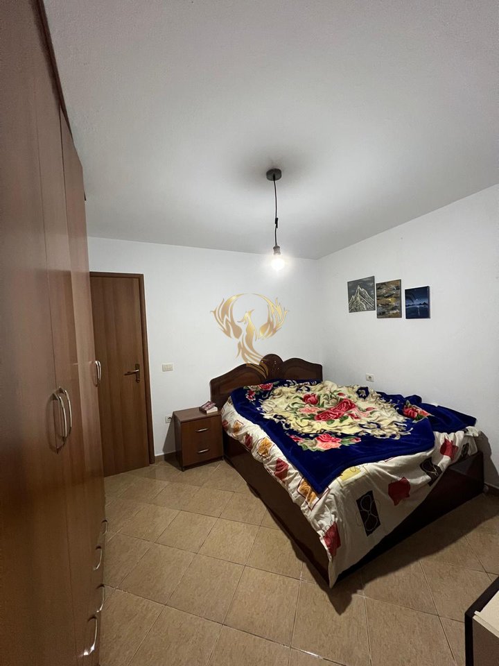 Jepet me qira Hyrje 2+1 Ali Demi