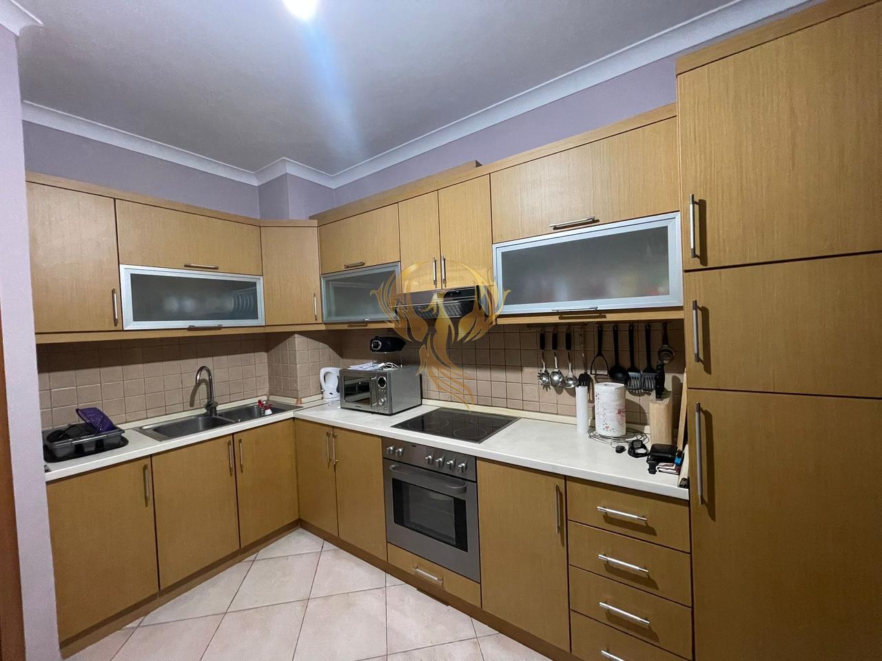 Jepet me qira Apartament 1+1 tek Pallatet e Verdha