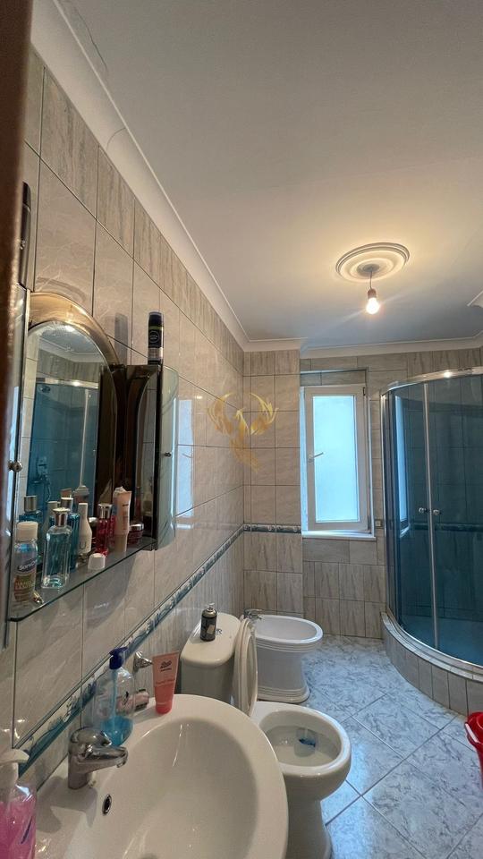 Jepet me qira Apartament 1+1 tek Pallatet e Verdha