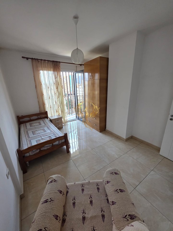 Appartamento 2+1 in affitto ad Astir