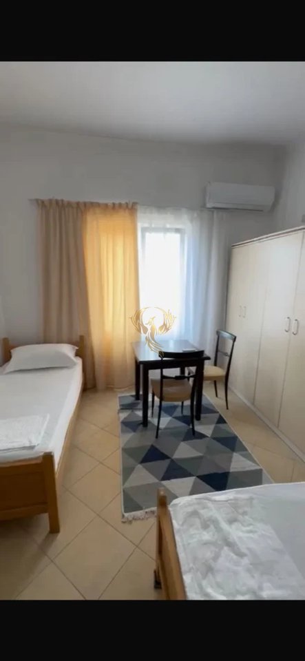 Jepet me qera Garsoniere te 5 Maj