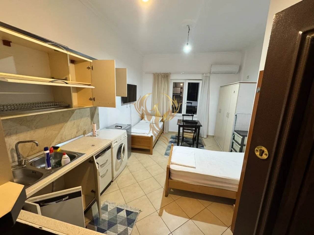 Jepet me qera Garsoniere te 5 Maj