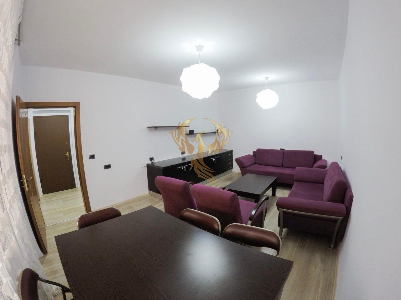 Jepet me qera Apartament 1+1 te Rruga Myslym Shyri