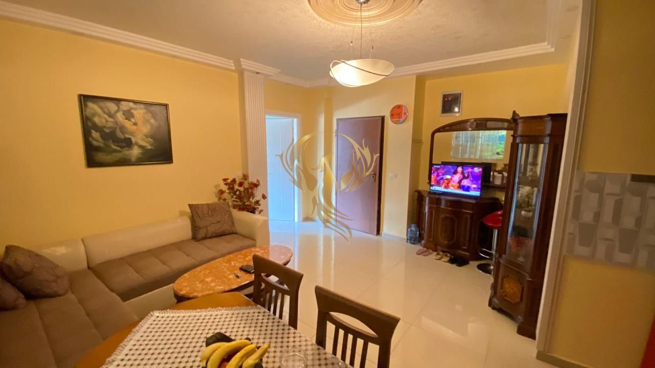 Jepet me qira Apartament 1+1 Rruga e Dibres, Kompleksi Halili