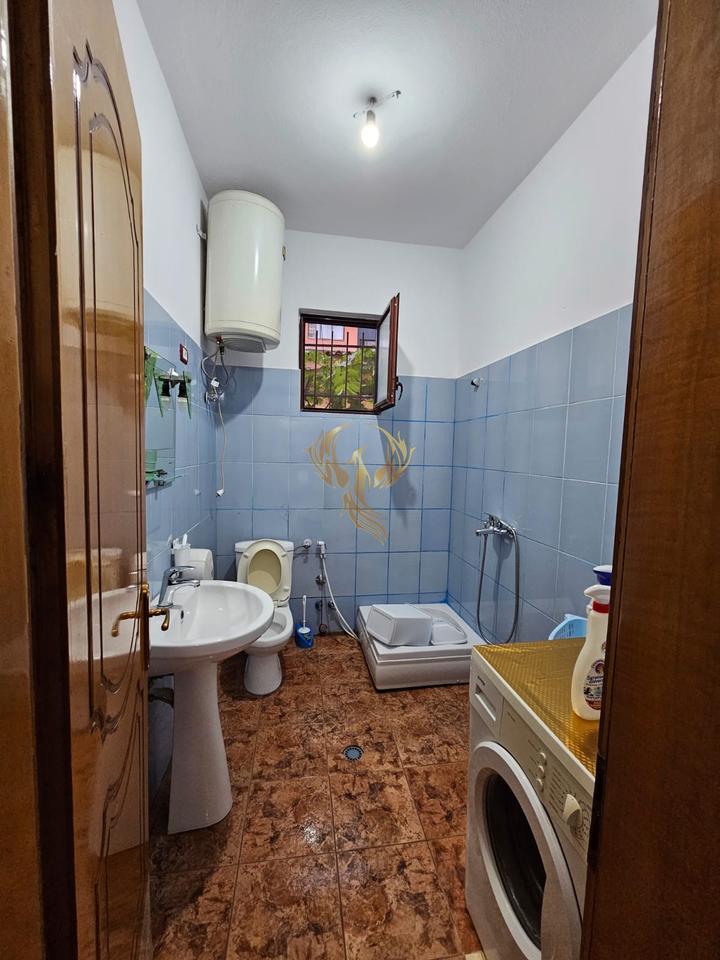 Jepet me qira Apartment 2+1 ne Astir