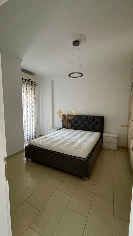 Jepet me qira Apartament 1+1 Rruga e Kavajes