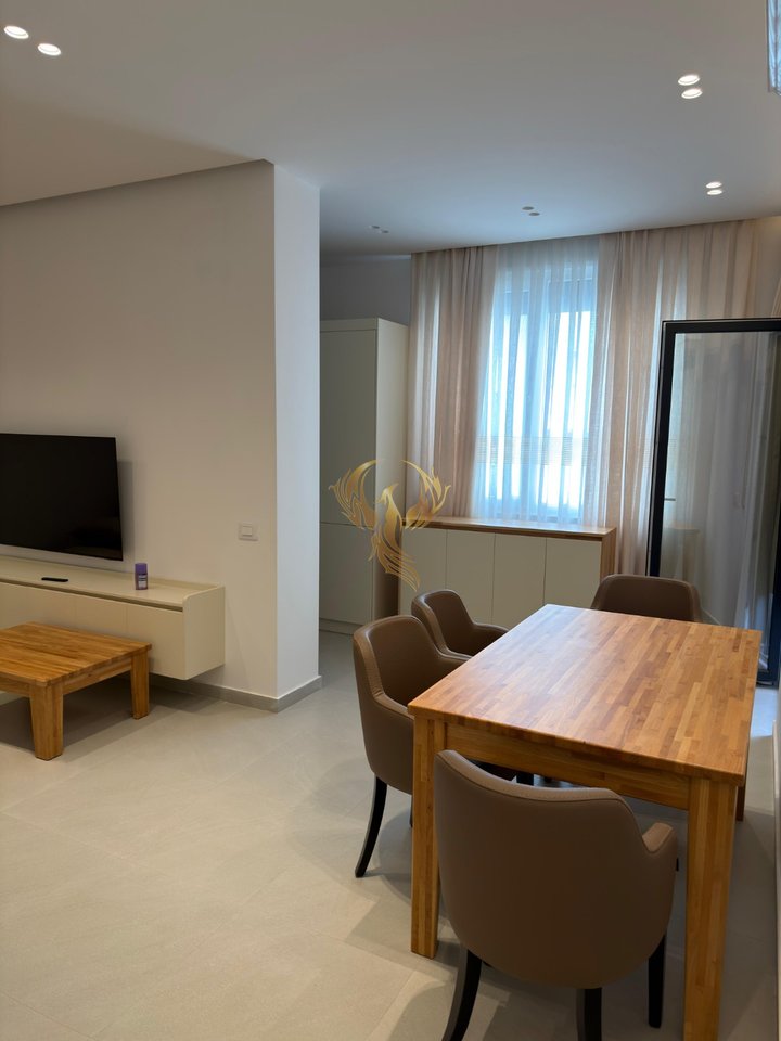 Jepet me qira Apartment 1+1+Garazhd te Uzina e Autotraktoreve