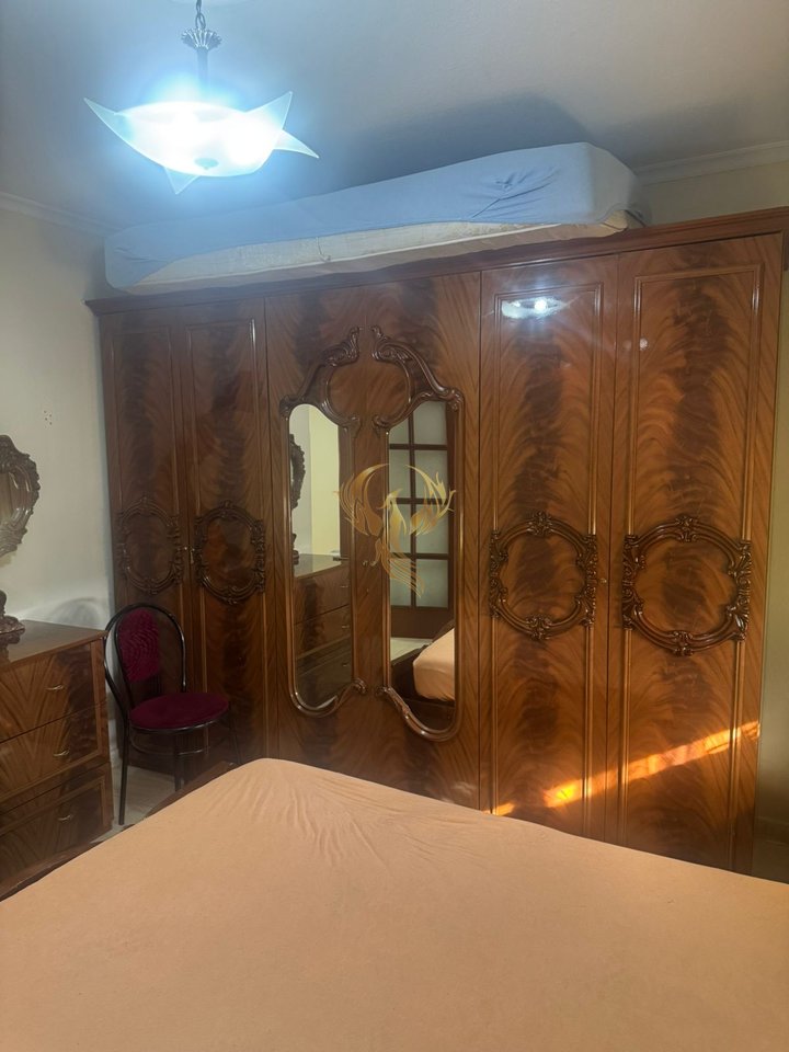 Jepet me qera Apartament 1+1 ne Xhamllik