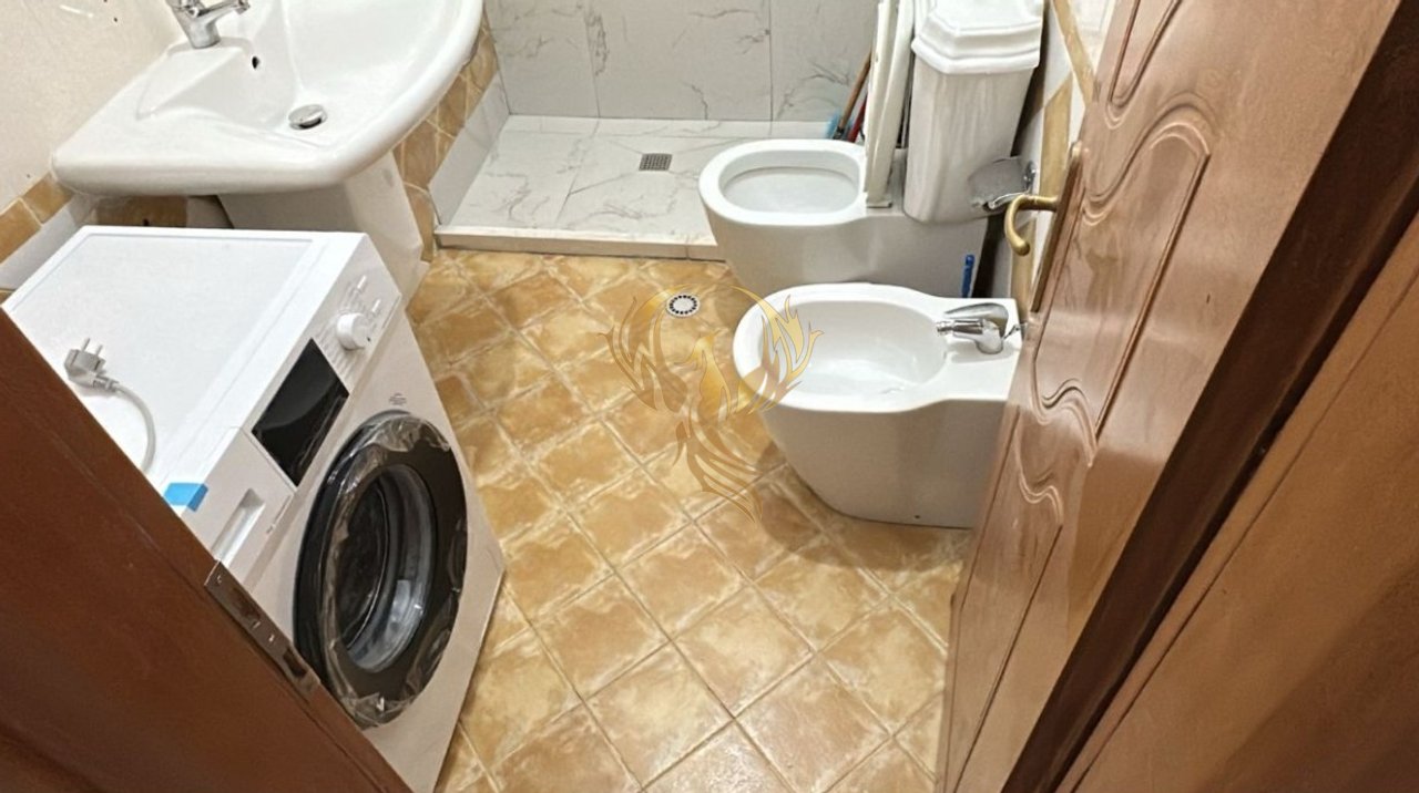Jepet me qera Apartament 2+1 tek Brryli