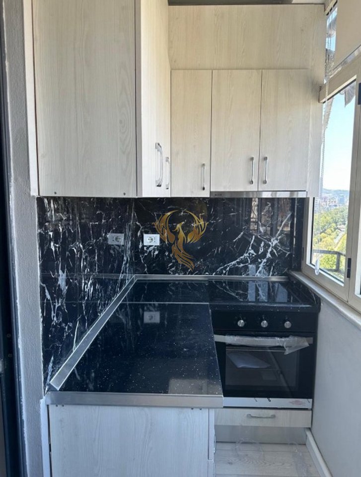 Jepet me qera Apartament 2+1 tek Brryli