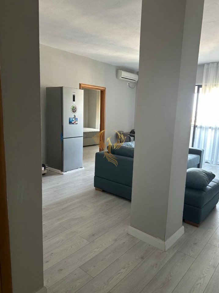 Jepet me qera Apartament 2+1 tek Brryli