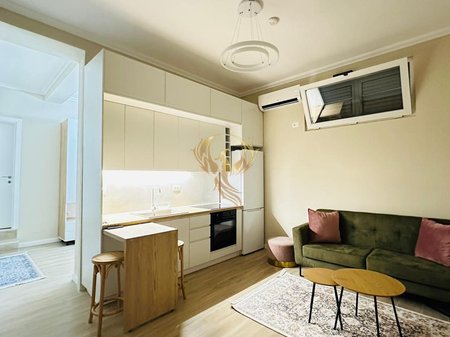 For rent: 1+1 entrance near QSUT