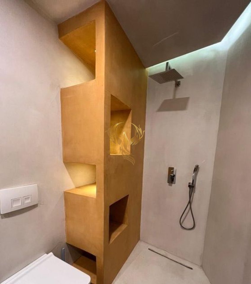 A 2+1 apartment is for rent at the Magnet complex on 21 Dhjetori.