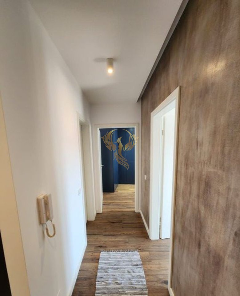 A 2+1 apartment is for rent at the Magnet complex on 21 Dhjetori.