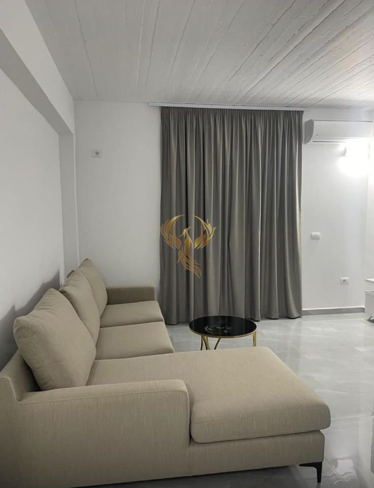 For rent Entrance 1+1+block in Astir