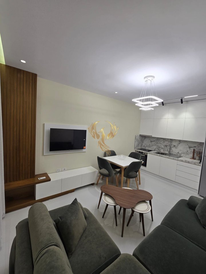 Appartamento 1+1 in affitto a Univers City