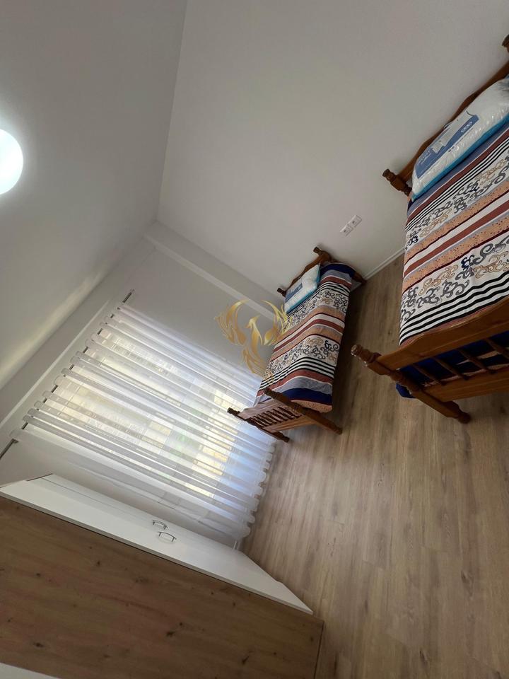 Jepet me qera Apartament 2+1 ne Paskuqan