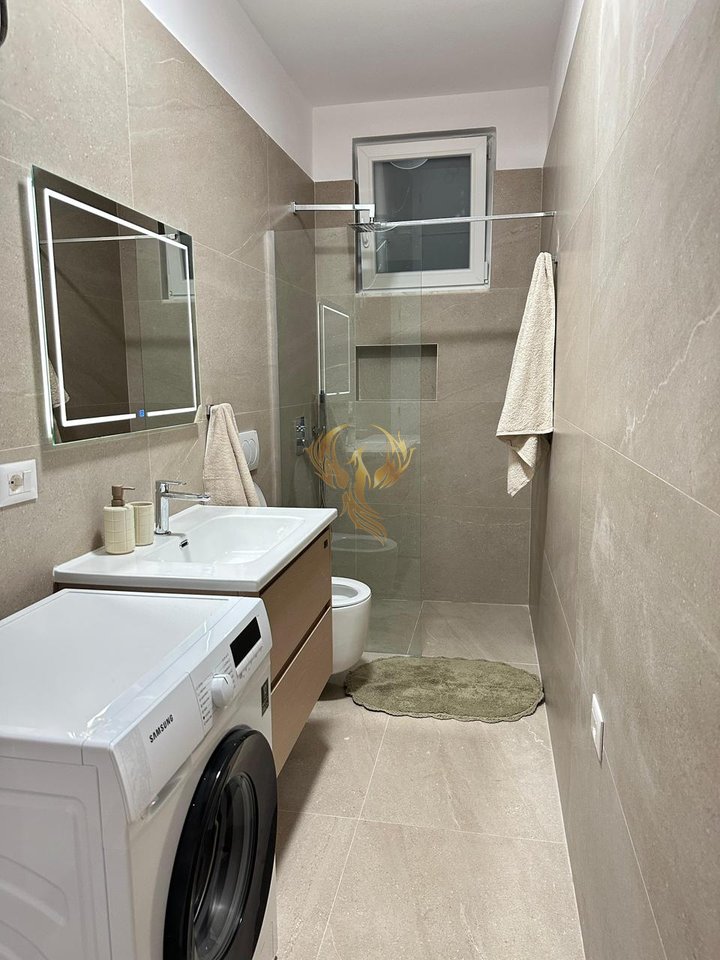 For rent: 1+1 entrance near QSUT