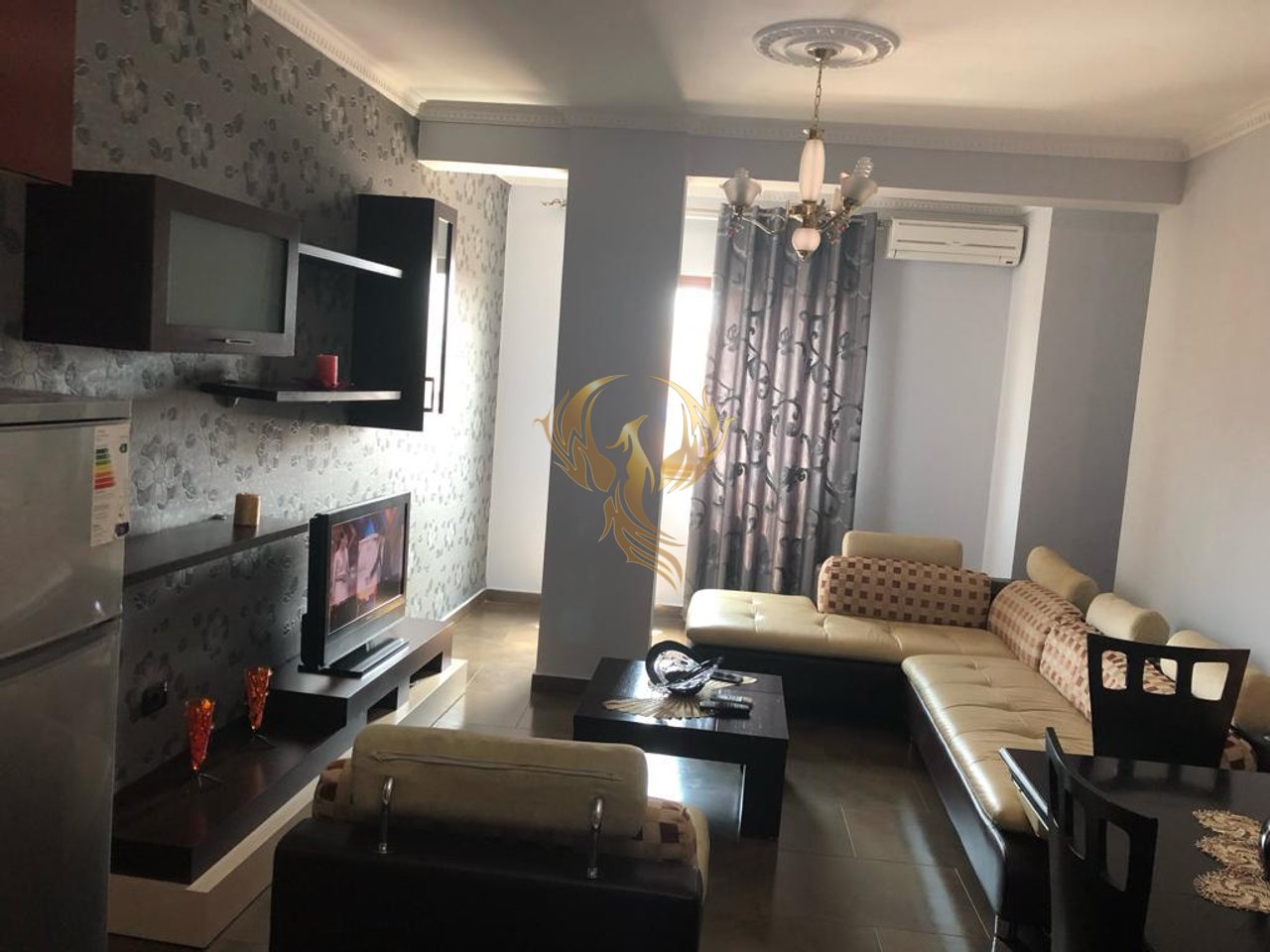 Jepet me qera Apartament 2+1 te Rruga e Dibres