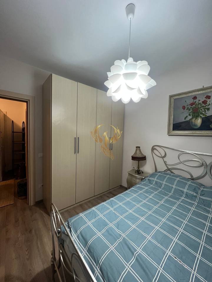 Jepet me qira Apartament 2+1+Ballkon tek Rruga e Kosovareve