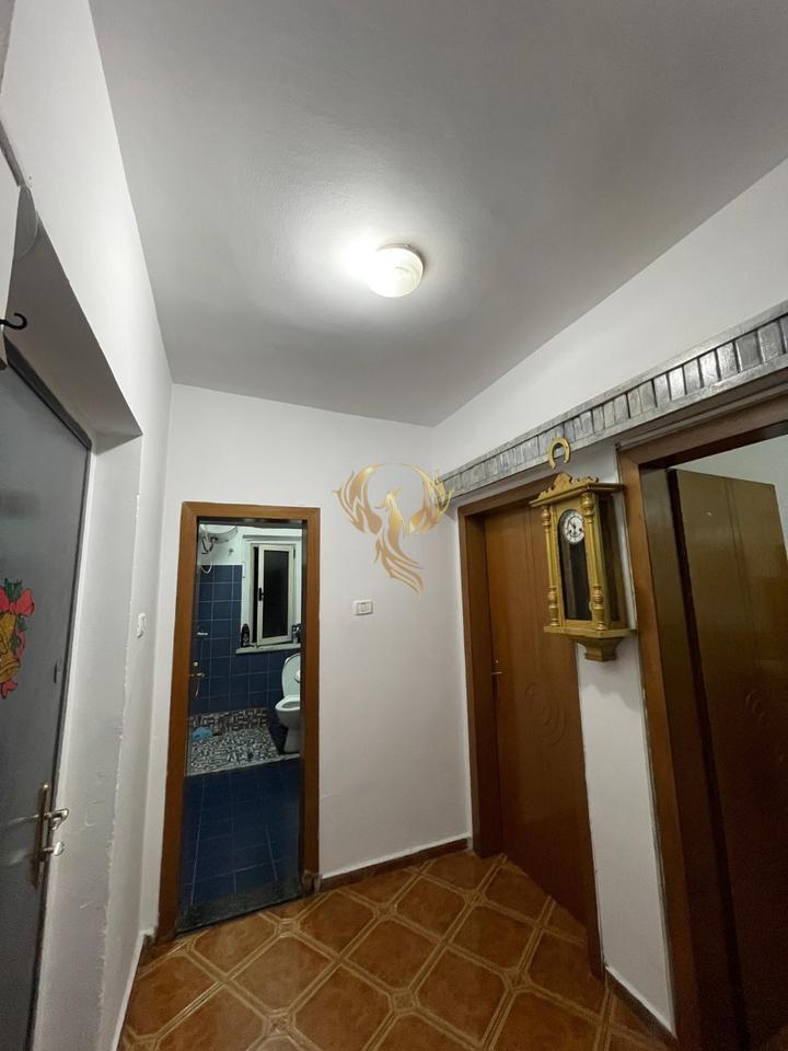 For rent 2+1+2B block apartment near the Train Station