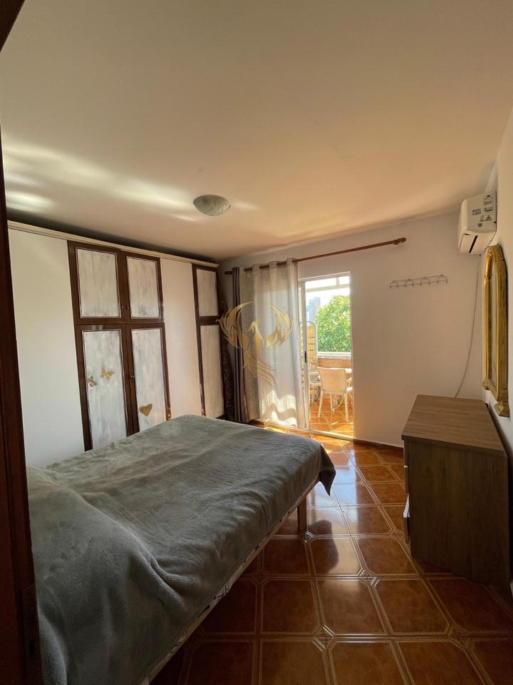 For rent 2+1+2B block apartment near the Train Station