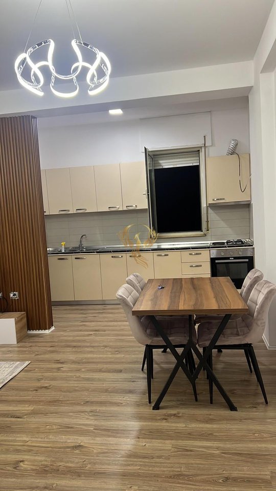 Jepet me qira Apartament 1+1 tek Liqeni i Thate