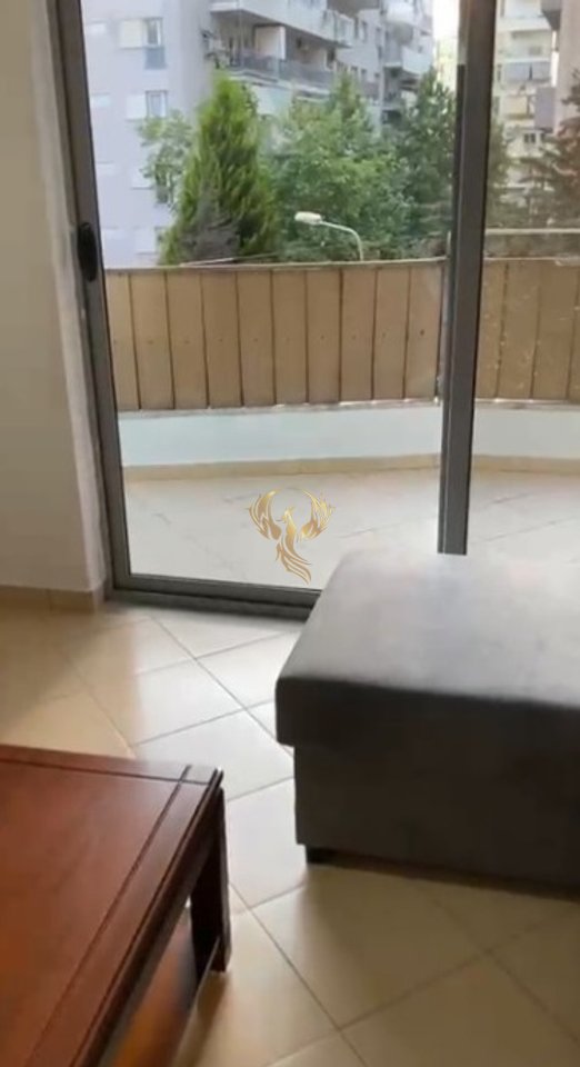 Jepet me qera Apartament 1+1 ne Yzberisht