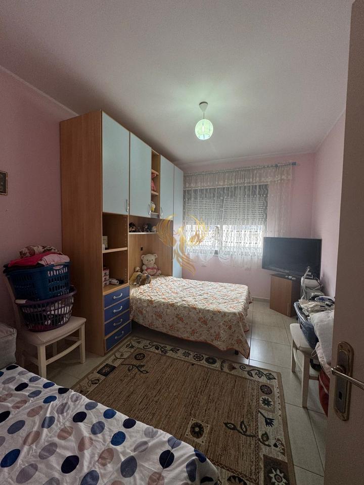 Jepet me qira Apartament 2+1 tek Astiri