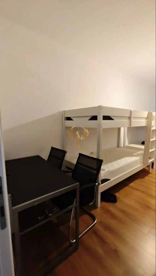 Jepet me qira Apartament 2+1+2 tek Komuna e Parisit