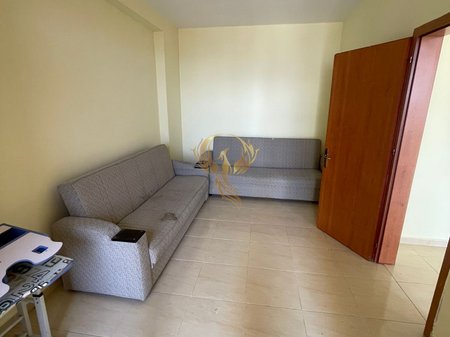 Shitet apartament 2+1+2 bllk prane Harry Flutz