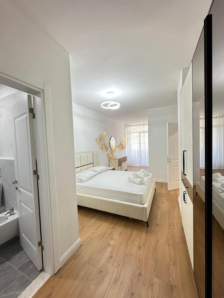 For rent: Apartment 2+1+2+2 Block on Dibra Street