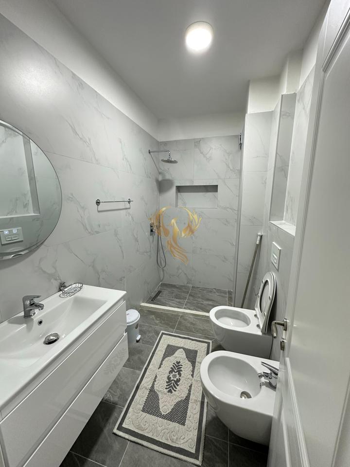 For rent: Apartment 2+1+2+2 Block on Dibra Street