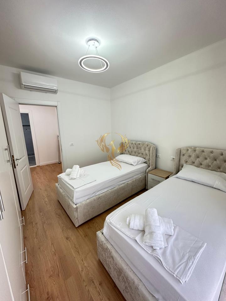 For rent: Apartment 2+1+2+2 Block on Dibra Street