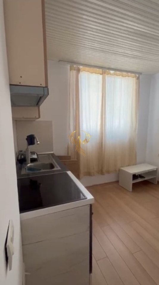 Jepet me qira Apartament 1+1 te Komuna Parisit