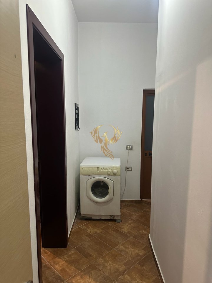 Jepet me qira Garsoniere tek Nenstacioni Elektrik