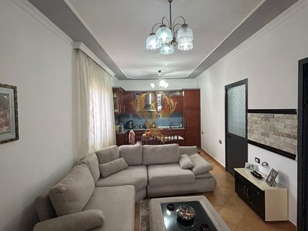For rent entrance 2+1  At Siri Kodra street