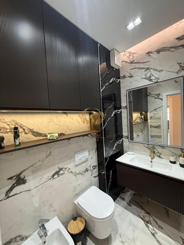 Affittasi 2+1+2+Posto Auto in Residenca Oasis, Unaza e Re